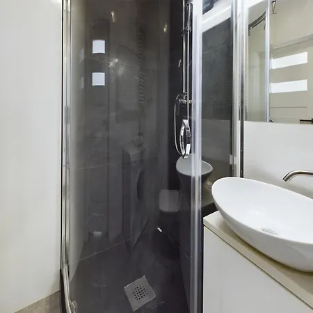 Beautiful Perfect For Remote Work By Renters Varsavia